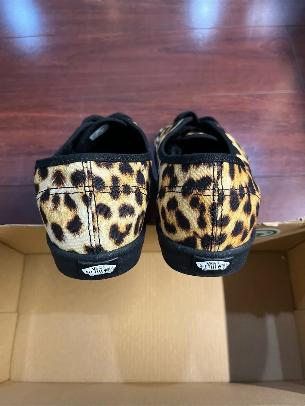 Womens 8 Vans Authentic Low Pro Leopard Print Low Top Shoe Sneaker New HALF BOX